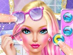 Süper Barbie Makyaj ve Giydirme